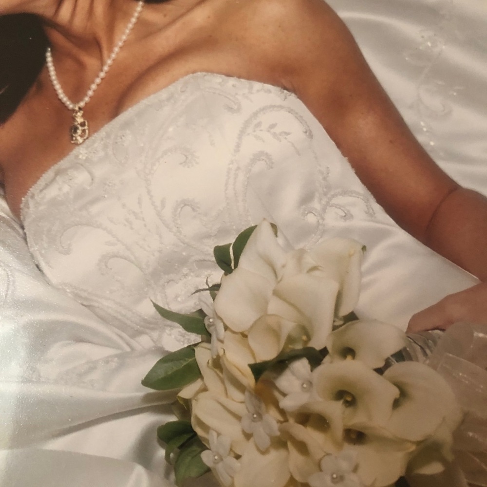 Wedding Dress with detachable train